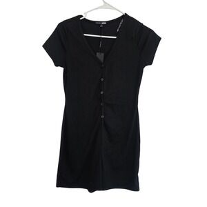 Fashion‎ Nova Raven Romper Black Ribbed V Neck Button Front Short Sleeve Size M